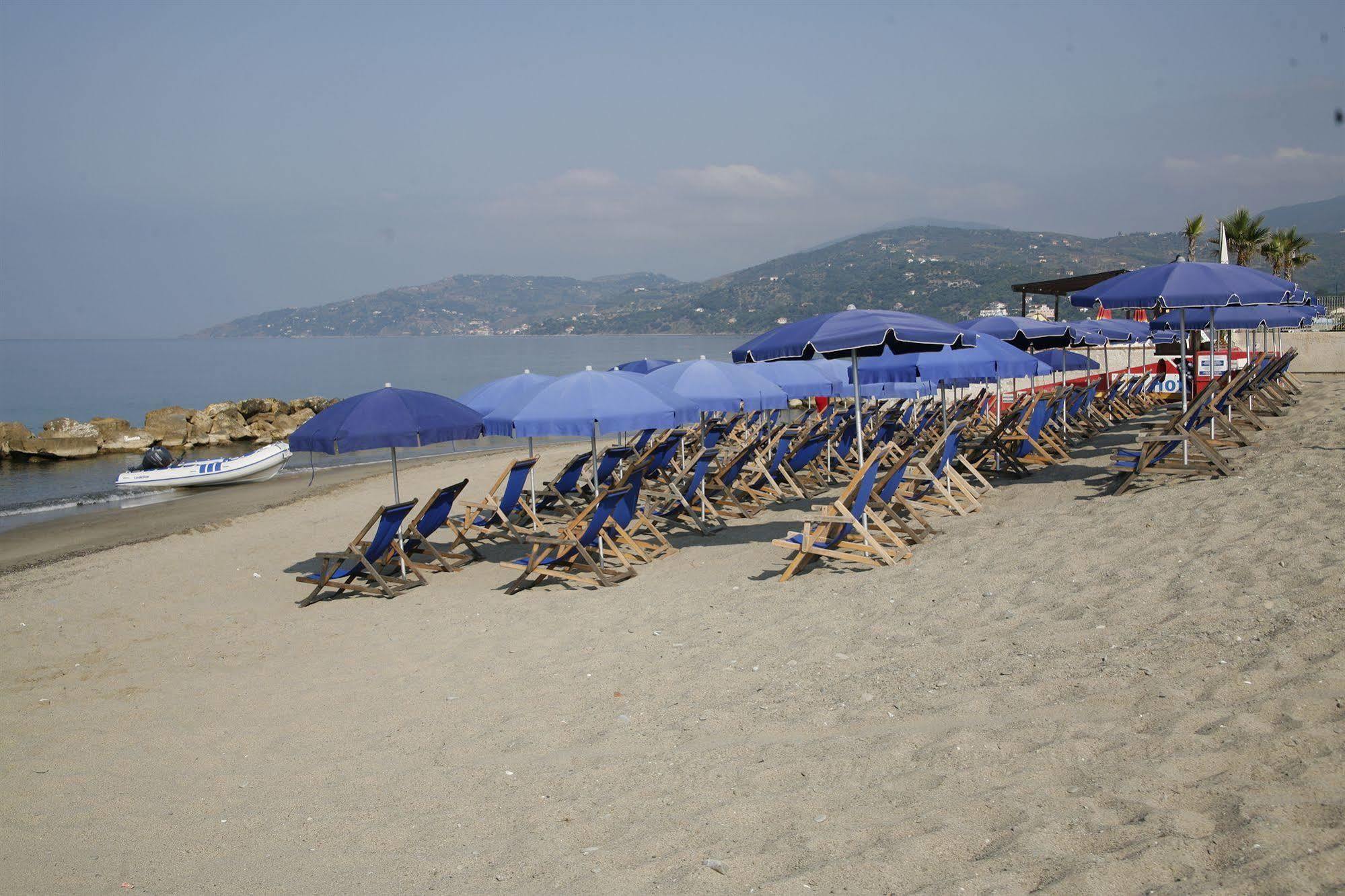 Hotel Leucosya Marina Di Casal Velino Exterior foto