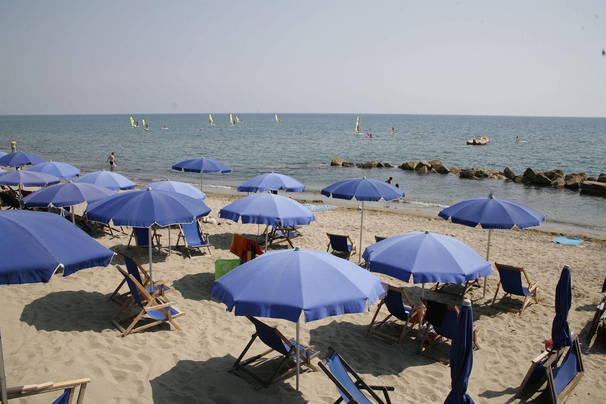 Hotel Leucosya Marina Di Casal Velino Exterior foto